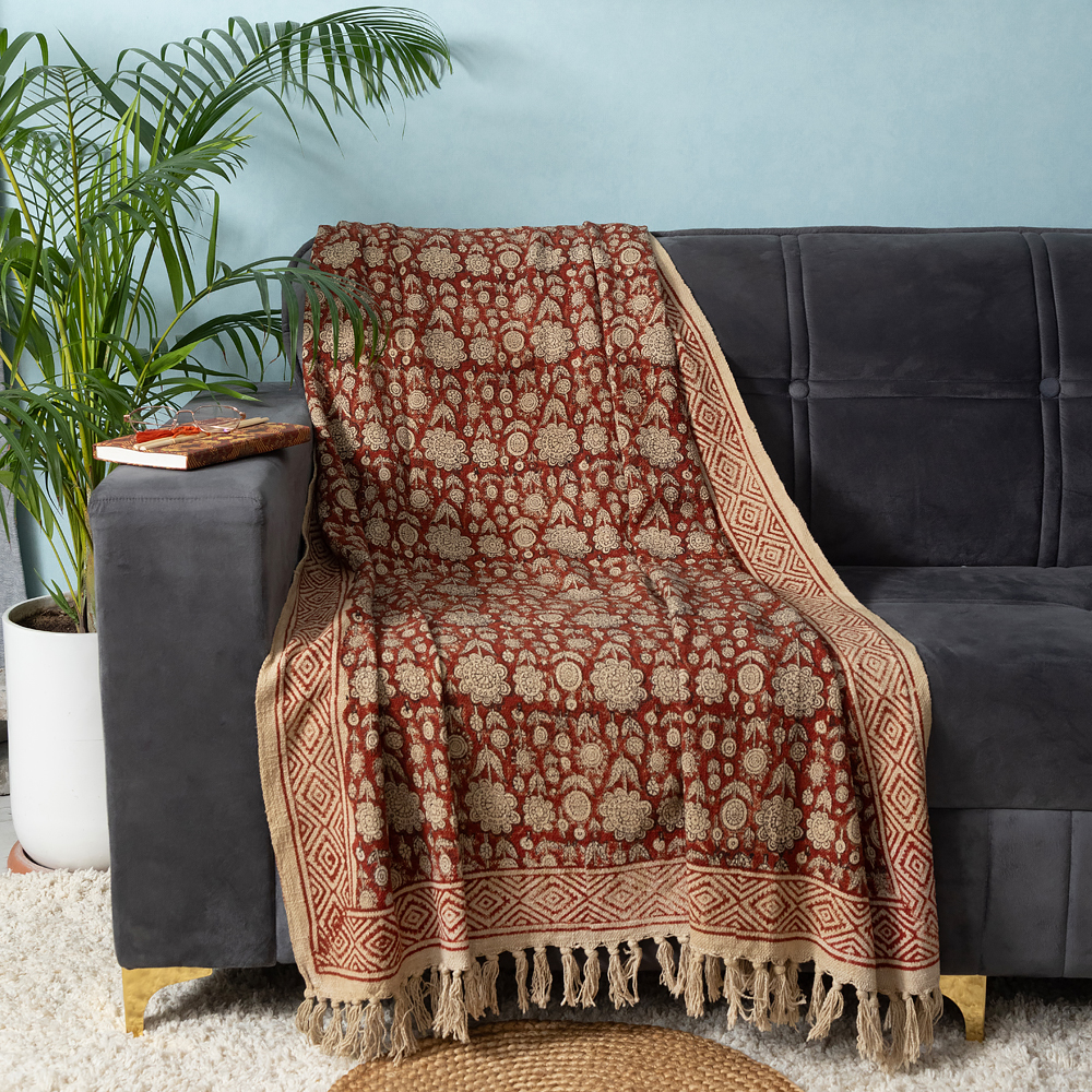 Madder Red Medallion Hand Block Printed Cotton Throw with Diamond Border and Fringe, 50″ x 70″ - Image 2